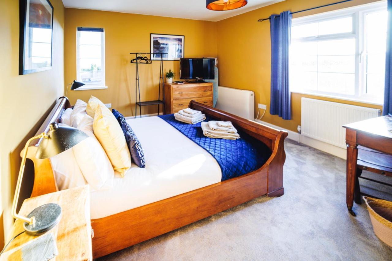 New Wiggle Farmhouse Millbrook Extérieur photo