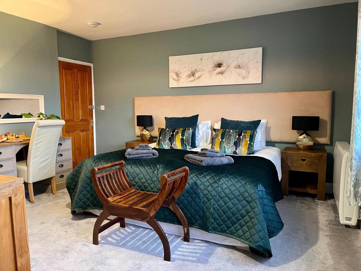 New Wiggle Farmhouse Millbrook Extérieur photo